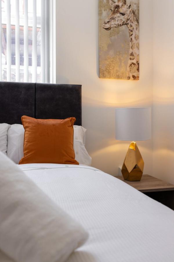 Flatzy - 16 Guests 4 En-Suite Central Apartment A Liverpool Buitenkant foto
